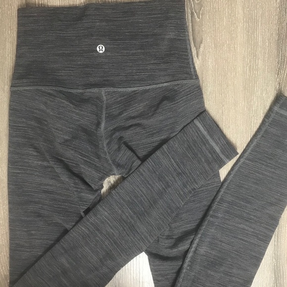 lululemon athletica Pants - Lululemon • High waisted leggings